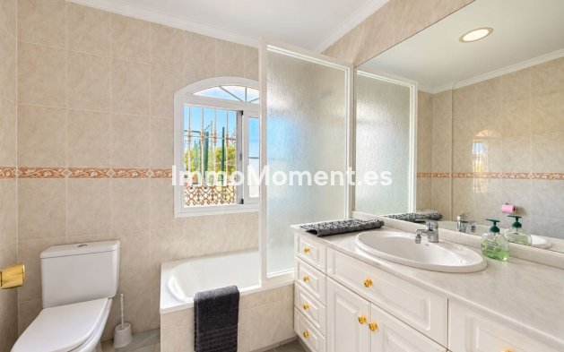 Wiederverkauf - Wohnung - Estepona  - Estepona Centro
