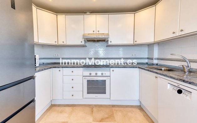 Resale - Apartment - Casares - Casares Centro