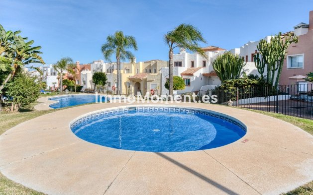 Resale - Apartment - Casares - Casares Centro