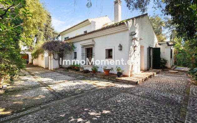 Wiederverkauf - Freistehende Villa - Sotogrande - Sotogrande Costa