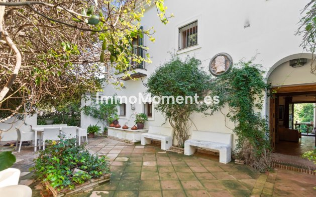 Wiederverkauf - Freistehende Villa - Sotogrande - Sotogrande Costa