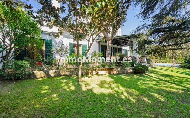 Wiederverkauf - Freistehende Villa - Sotogrande - Sotogrande Costa