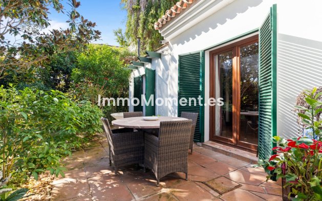 Wiederverkauf - Freistehende Villa - Sotogrande - Sotogrande Costa