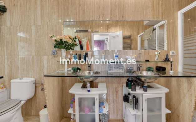 Reventa - Villa independiente - Orihuela Costa