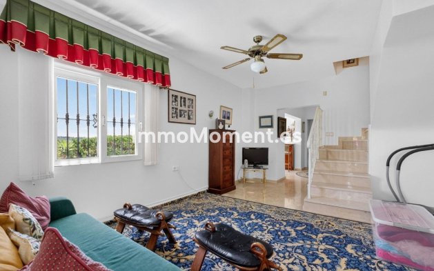 Reventa - Villa independiente - Orihuela Costa