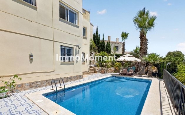 Reventa - Villa independiente - Orihuela Costa