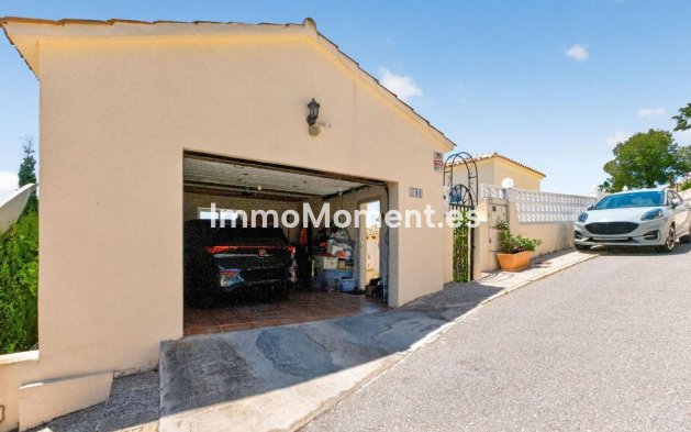 Reventa - Villa independiente - Orihuela Costa