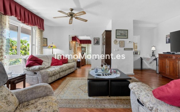Reventa - Villa independiente - Orihuela Costa