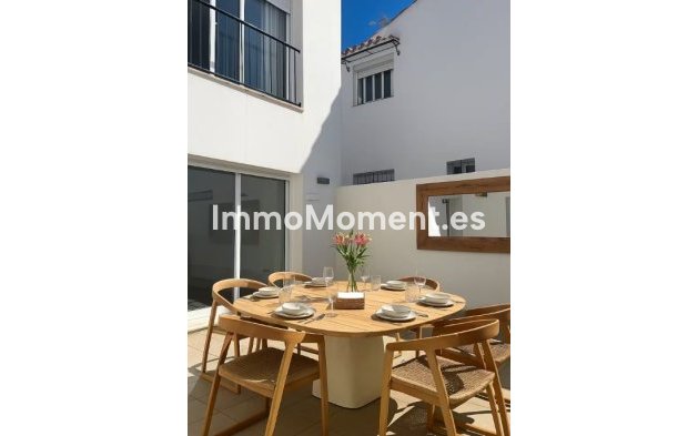 Alquiler a corto plazo - Adosado - Estepona  - New Golden Mile