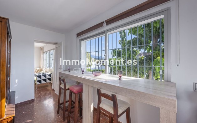Wiederverkauf - Freistehende Villa - Estepona  - Estepona Centro