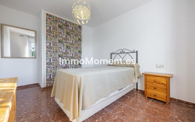Wiederverkauf - Freistehende Villa - Estepona  - Estepona Centro
