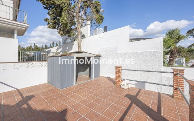 Wiederverkauf - Freistehende Villa - Estepona  - Estepona Centro