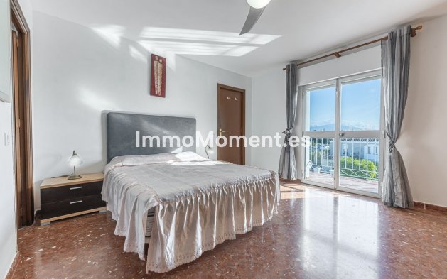 Wiederverkauf - Freistehende Villa - Estepona  - Estepona Centro