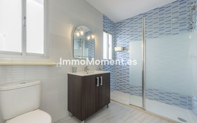 Wiederverkauf - Freistehende Villa - Estepona  - Estepona Centro