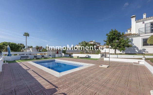 Wiederverkauf - Freistehende Villa - Estepona  - Estepona Centro