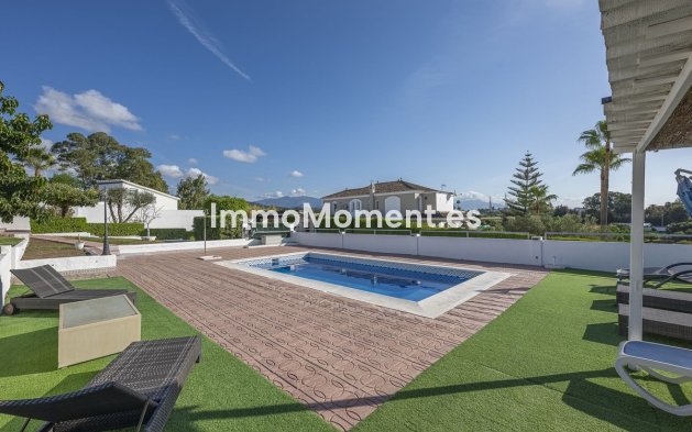 Wiederverkauf - Freistehende Villa - Estepona  - Estepona Centro