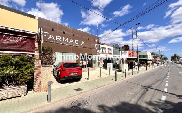 Resale - Detached villa - Pilar de la Horadada - Pinar de Campoverde