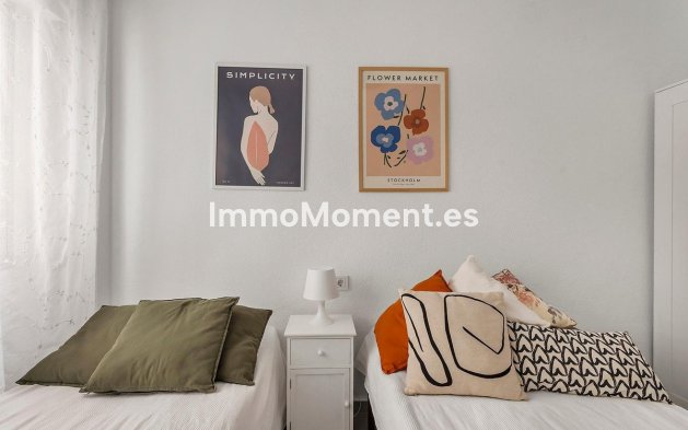 Resale - Apartment - Torrevieja - Playa de los Locos