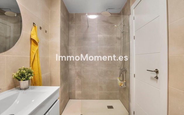 Resale - Apartment - Torrevieja - Playa de los Locos