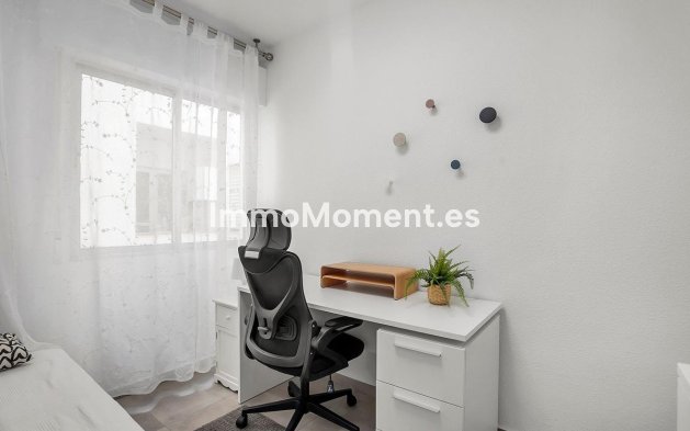 Resale - Apartment - Torrevieja - Playa de los Locos