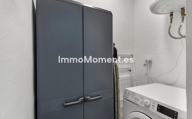 Resale - Apartment - Torrevieja - Playa de los Locos