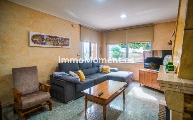 Reventa - Villa independiente - Orihuela - La Matanza
