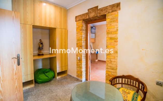 Reventa - Villa independiente - Orihuela - La Matanza