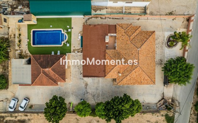 Reventa - Villa independiente - Orihuela - La Matanza