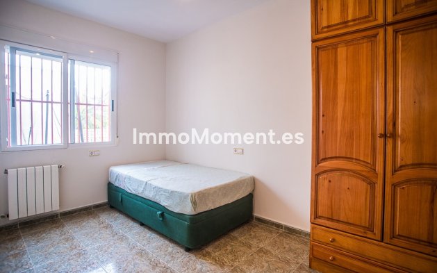 Reventa - Villa independiente - Orihuela - La Matanza