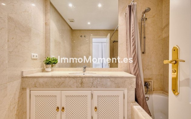 Bestaande woning - Appartement - Benahavís - Benahavís Centro