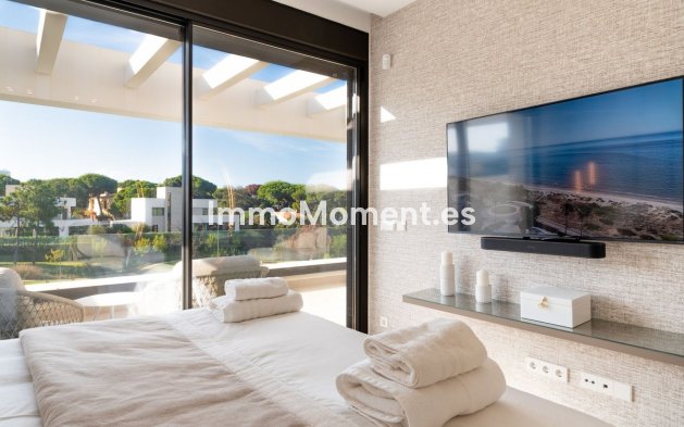 Reventa - Villa independiente - Marbella - Elviria