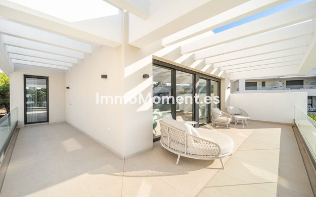 Reventa - Villa independiente - Marbella - Elviria