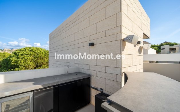 Reventa - Villa independiente - Marbella - Elviria
