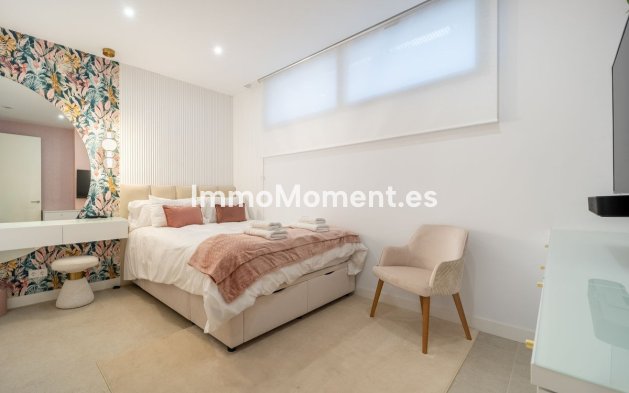 Reventa - Villa independiente - Marbella - Elviria