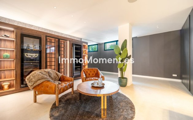 Reventa - Villa independiente - Marbella - Elviria