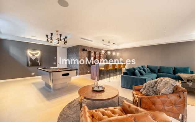 Reventa - Villa independiente - Marbella - Elviria