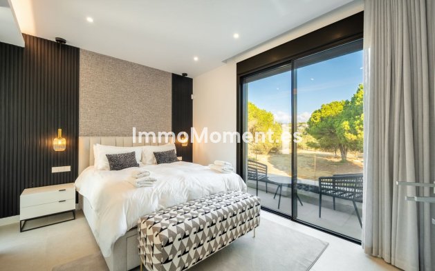 Reventa - Villa independiente - Marbella - Elviria