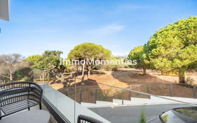 Reventa - Villa independiente - Marbella - Elviria