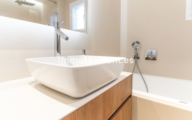 Reventa - Apartamento - Estepona  - Estepona Centro