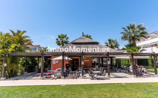 Reventa - Apartamento - Estepona  - Estepona Centro