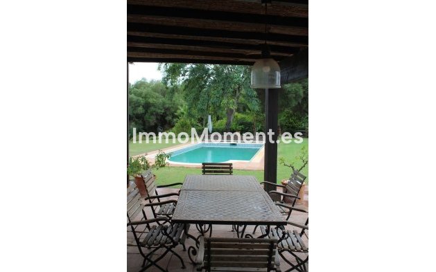 Wiederverkauf - Freistehende Villa - Sotogrande - Sotogrande Costa
