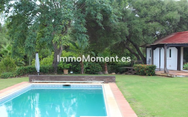 Wiederverkauf - Freistehende Villa - Sotogrande - Sotogrande Costa