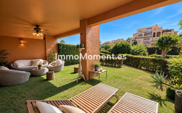 Resale - Apartment - Estepona - Estepona Centro