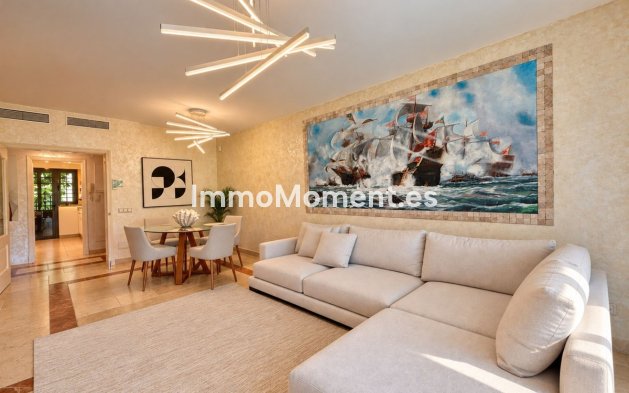 Resale - Apartment - Estepona - Estepona Centro