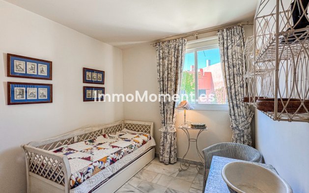 Wiederverkauf - Freistehende Villa - Sotogrande - Sotogrande Costa