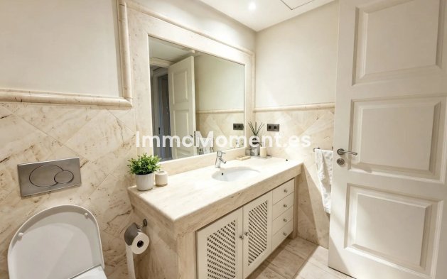 Wiederverkauf - Wohnung - Estepona  - Estepona Centro