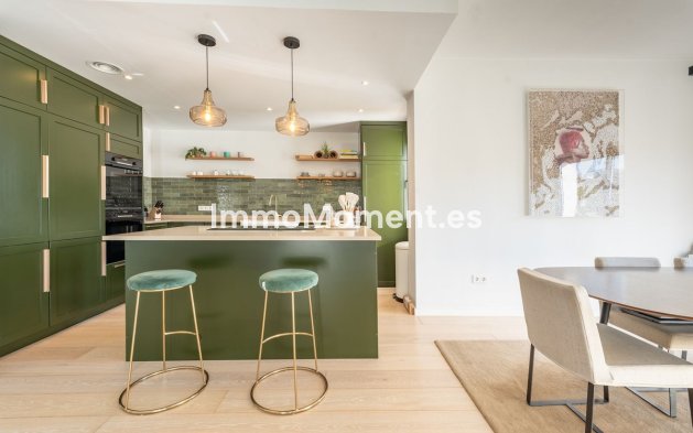 Bestaande woning - Vrijstaande villa - Binnenland  - Istán