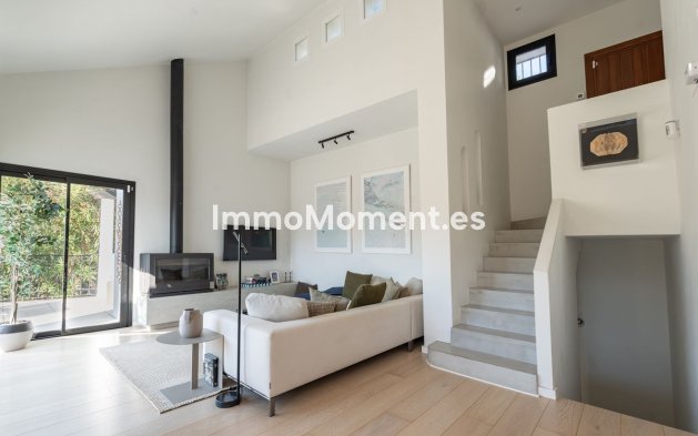 Bestaande woning - Vrijstaande villa - Binnenland  - Istán