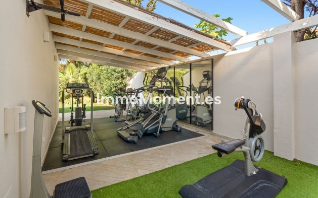 Revente - Villa individuelle - Estepona  - Estepona Centro