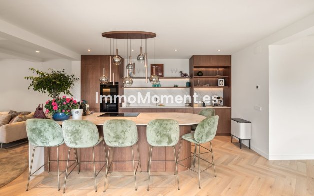 Revente - Villa individuelle - Estepona  - Estepona Centro